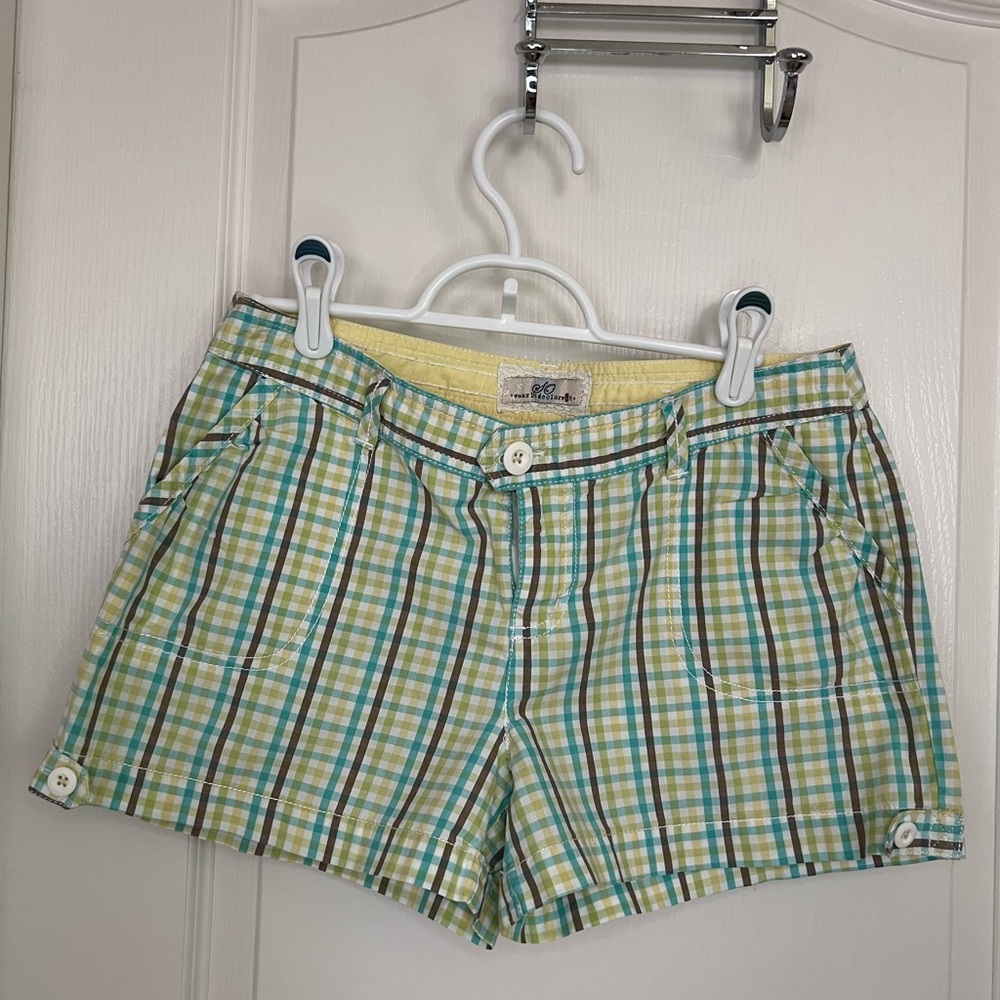 So Wear It Declare It Green Plaid Women's Shorts